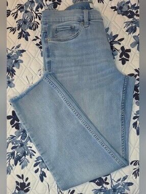 Banana Republic Mid-Rise Slim Light Wash Raw Hem Jeans Size 31/12